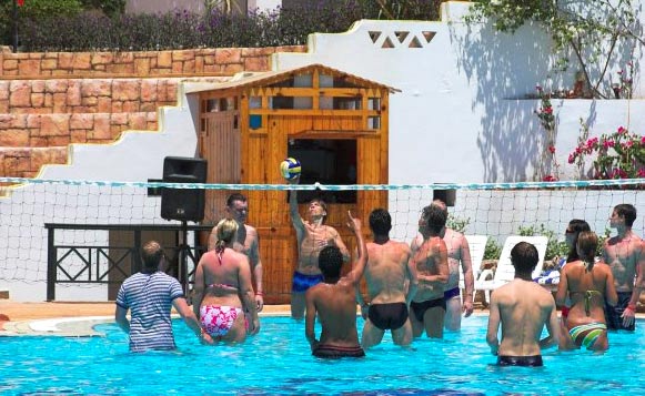 Swimming pool